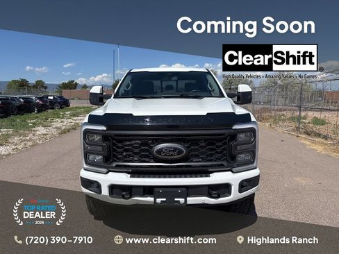 Used 2023 Ford F350 Lariat w/ Lariat Ultimate Package AWD/4WD image 3