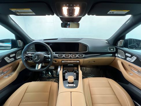 New 2026 Mercedes-Benz GLS 450 4MATIC image 9
