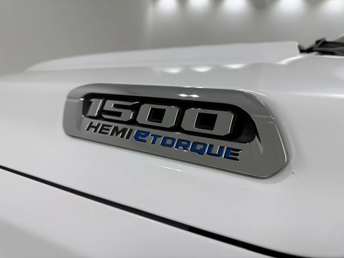 Used 2022 RAM 1500 Big Horn AWD/4WD image 13