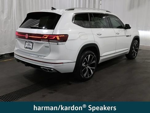 Used 2025 Volkswagen Atlas SEL Premium R-Line AWD/4WD image 3