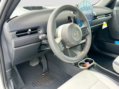 New 2026 MINI Cooper 4-Door Hardtop image 6