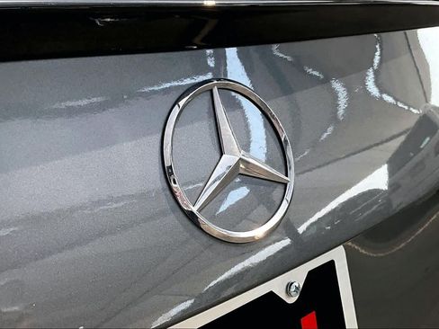 Used 2023 Mercedes-Benz C 300 Sedan image 10