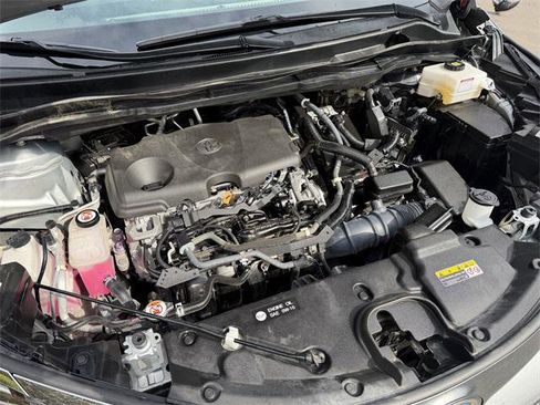 Certified 2021 Toyota Sienna LE image 24