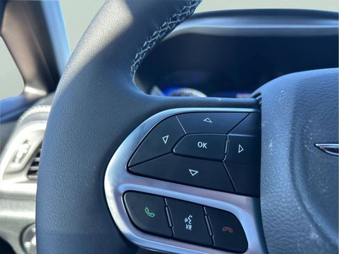 New 2026 Chrysler Pacifica Select image 13