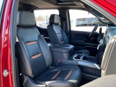 Used 2019 GMC Sierra 1500 AT4 w/ Off Road Performance Package image 8