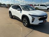 Used 2025 Chevrolet Trax LT w/ Driver Confidence Package image 3