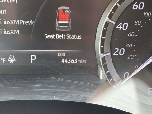 Used 2022 Toyota Highlander XLE image 28