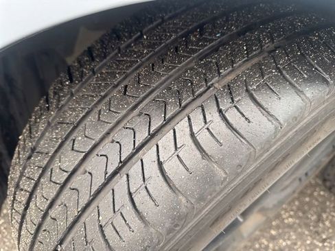 Used 2022 Honda Civic Sport image 12