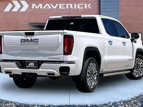 Used 2025 GMC Sierra 1500 Denali Ultimate AWD/4WD image 5