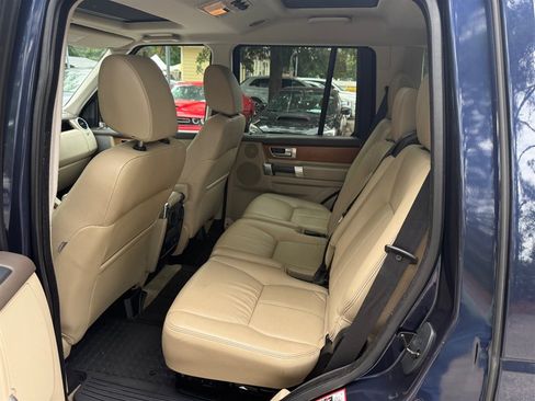 Used 2016 Land Rover LR4 HSE LUX AWD/4WD image 15