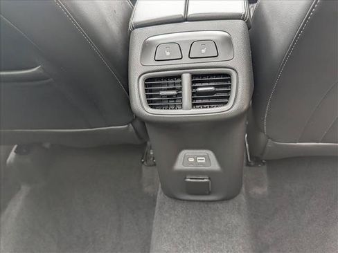 Used 2023 Buick Envision Avenir AWD/4WD image 17