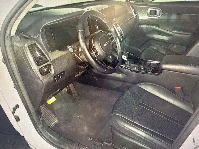 Used 2023 Kia Sorento SX FWD image 5