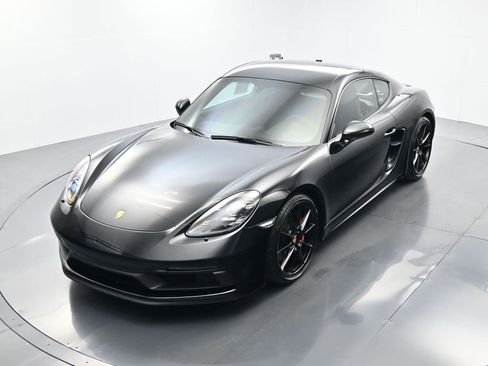 Used 2024 Porsche 718 Cayman GTS image 33