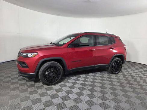 New 2026 Jeep Compass Latitude image 8