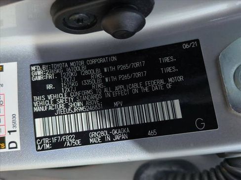 Used 2021 Toyota 4Runner SR5 RWD image 15