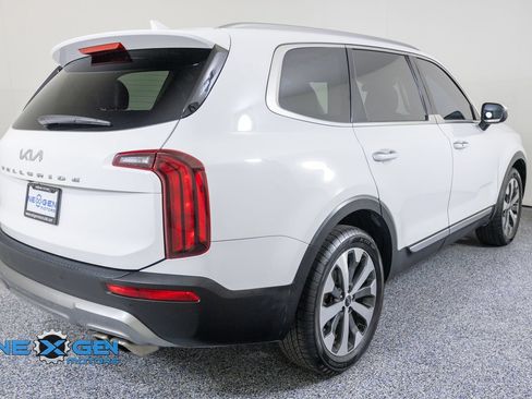 Used 2022 Kia Telluride S FWD image 7
