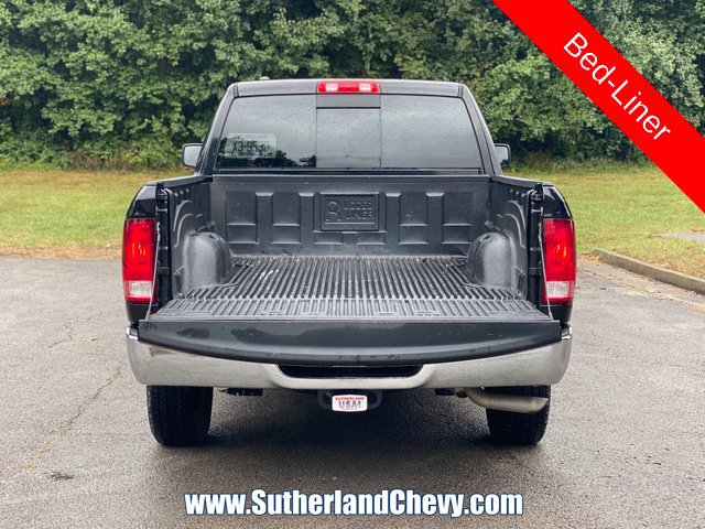 Used 2020 RAM 1500 Classic SLT AWD/4WD image 14