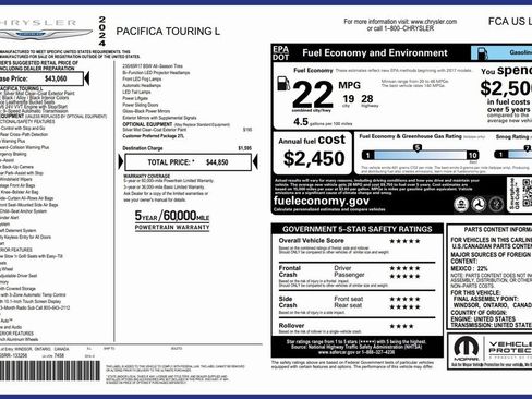 Used 2024 Chrysler Pacifica Touring-L image 35