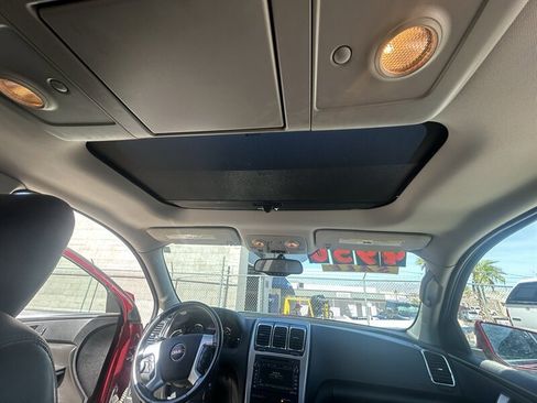 Used 2010 GMC Acadia SLT AWD/4WD image 34