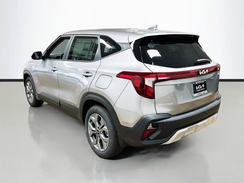 New 2026 Kia Seltos LX image 5
