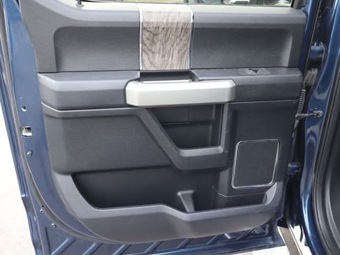 Used 2017 Ford F250 Lariat w/ Chrome Package image 48