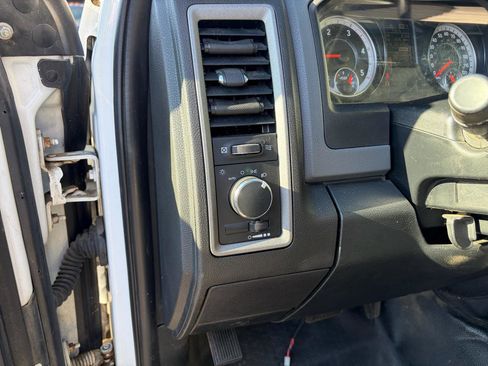 Used 2016 RAM 3500 Tradesman w/ Power & Remote Entry Group image 25