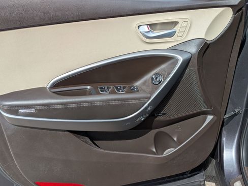 Used 2017 Hyundai Santa Fe Sport w/ 2.4L Tech Package 04 FWD image 8