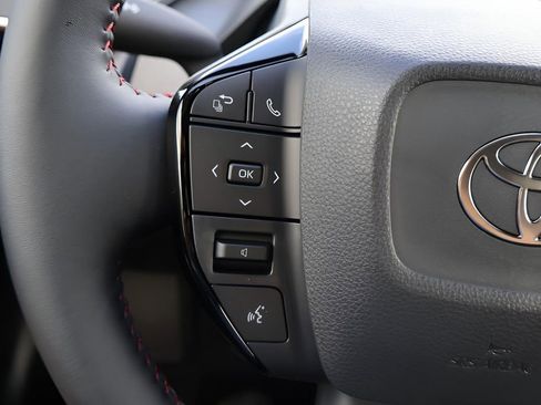 New 2026 Toyota Prius SE image 26