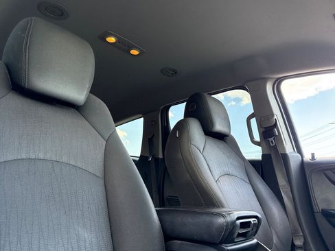 Used 2014 Chevrolet Traverse LT w/ All-Star Edition AWD/4WD image 19
