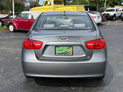 Used 2009 Hyundai Elantra GLS FWD image 5