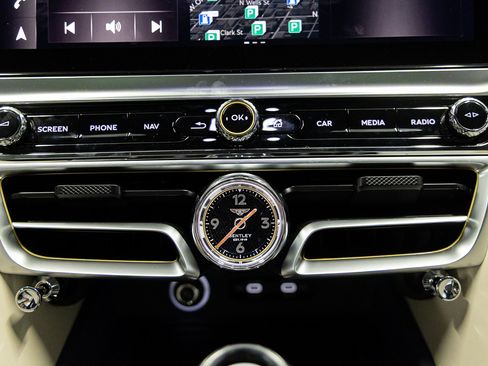 New 2026 Bentley Flying Spur Plug-In Hybrid AWD/4WD image 42