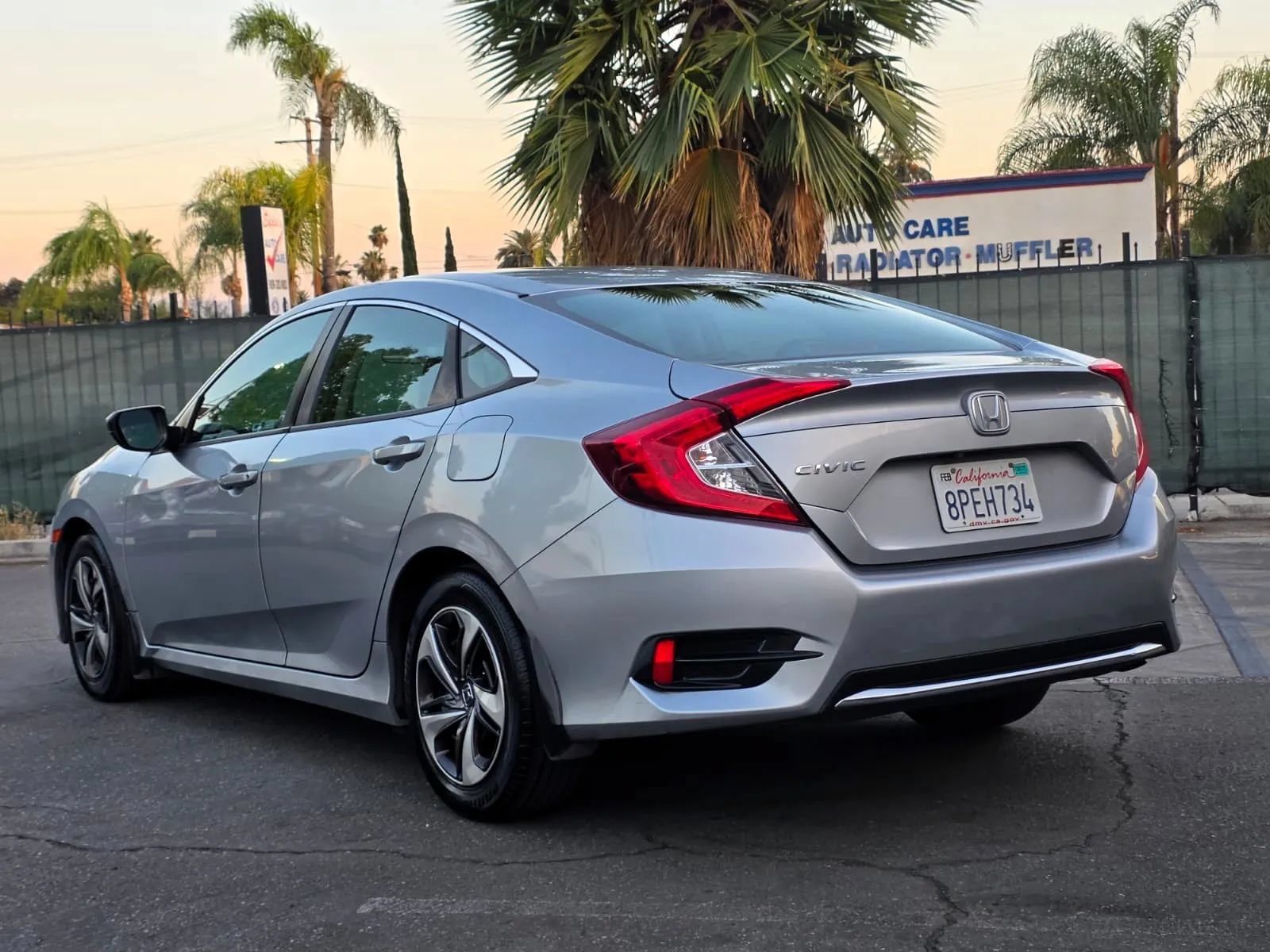 Used 2020 Honda Civic LX image 4