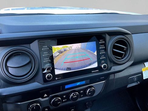Certified 2023 Toyota Tacoma SR AWD/4WD image 25
