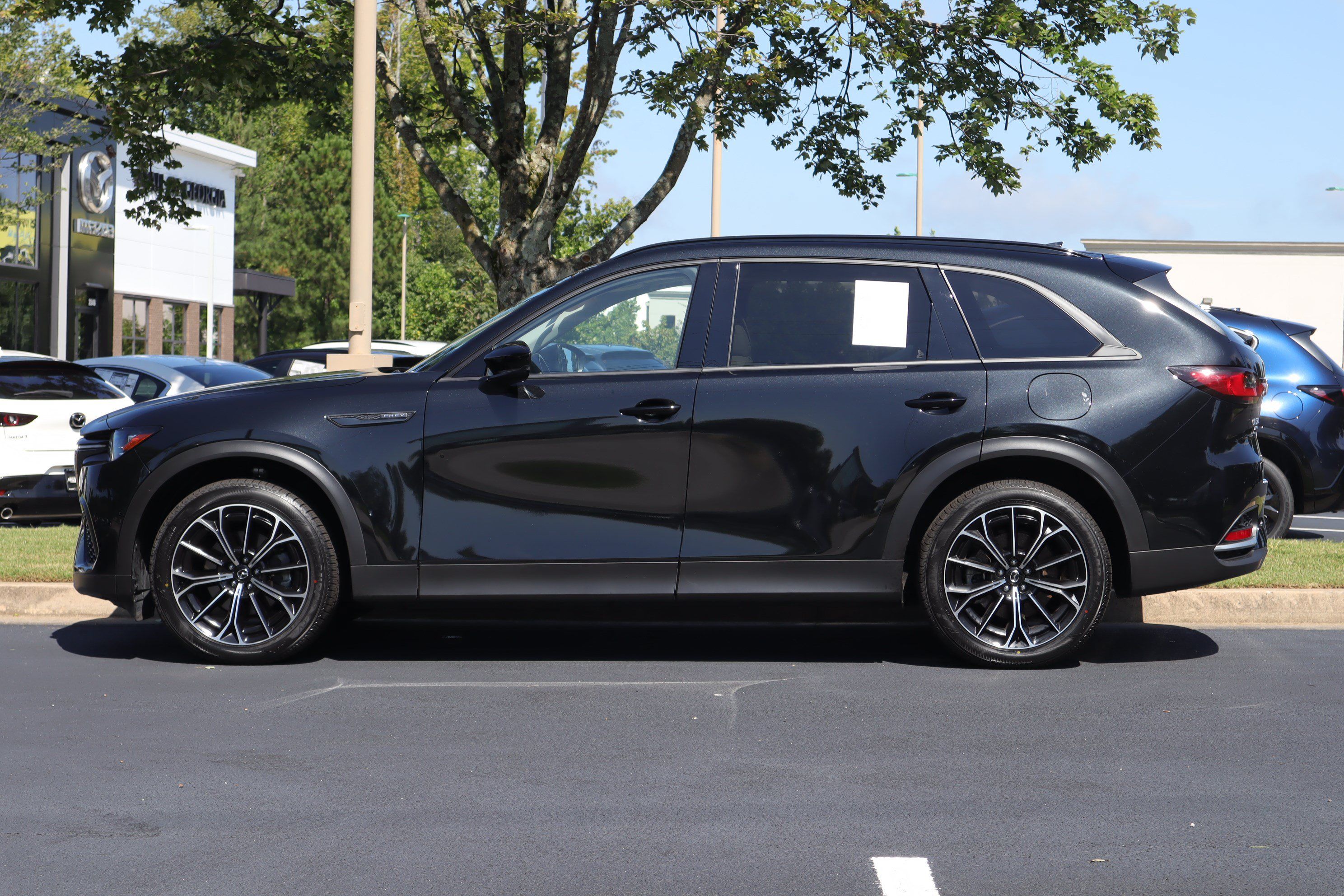 Certified 2025 MAZDA CX-70 Plug-In Hybrid w/ Premium Pkg AWD/4WD image 5