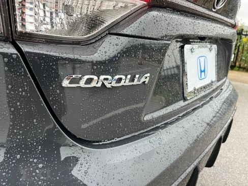 Used 2024 Toyota Corolla SE w/ SE Premium Package FWD image 8