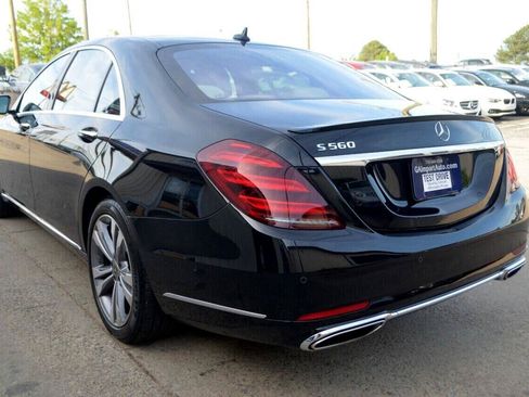 Used 2018 Mercedes-Benz S 560 Sedan image 7