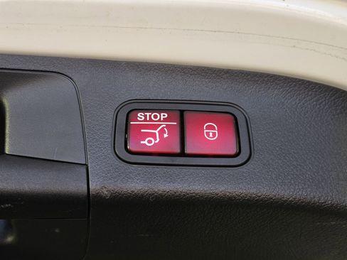 Used 2022 Mercedes-Benz GLA 250 image 13