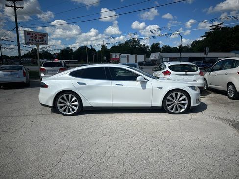 Used 2013 Tesla Model S image 3