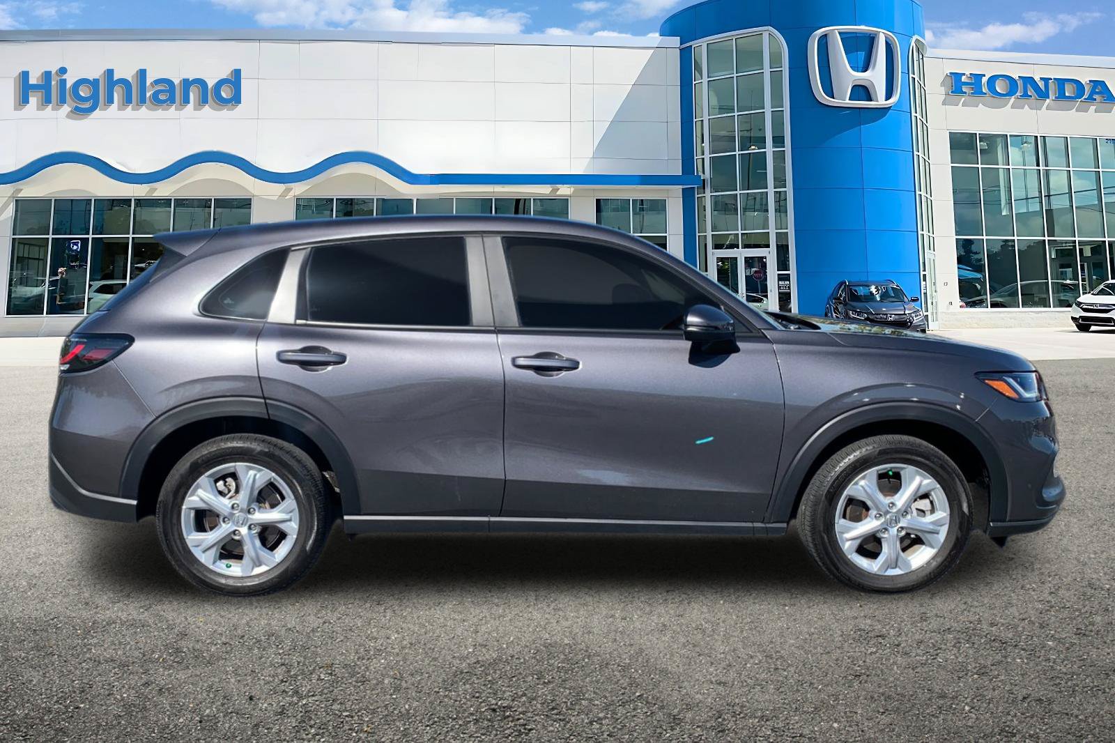 Certified 2025 Honda HR-V LX image 6