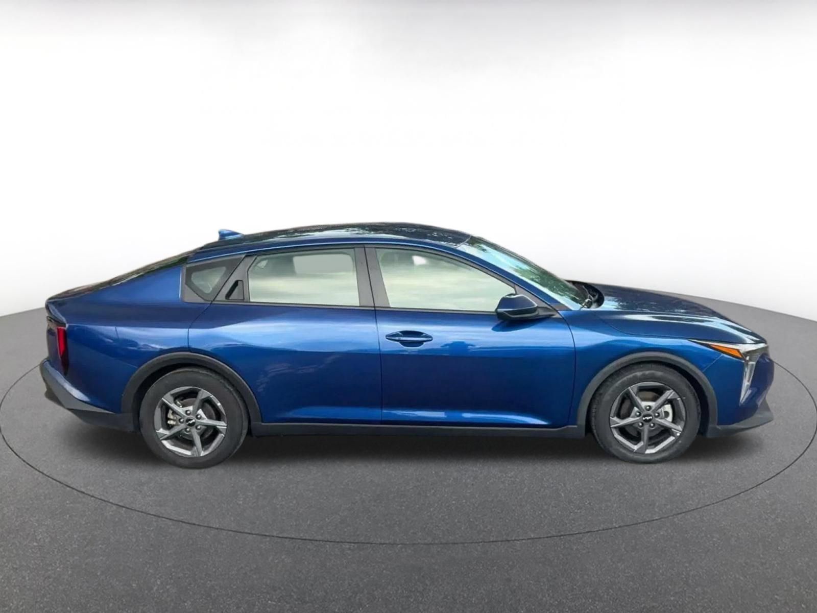 Used 2025 Kia K4 FWD image 15