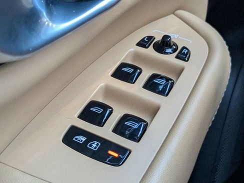 Certified 2023 Volvo XC90 B6 Ultimate w/ Protection Package Premier image 31