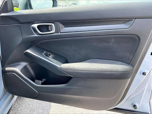 Used 2022 Honda Civic Sport image 11