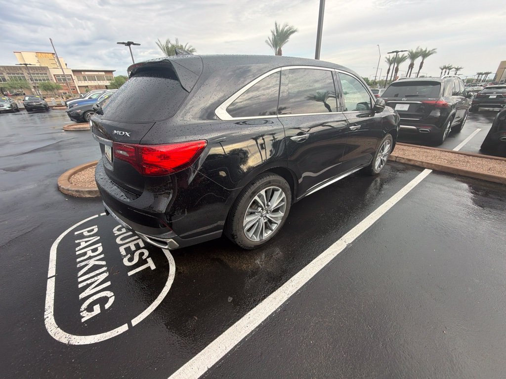 Used 2017 Acura MDX w/ Technology Package FWD image 5