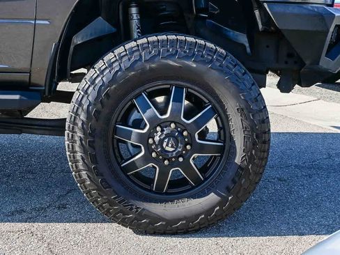 Used 2017 RAM 3500 SLT w/ Luxury Group image 10