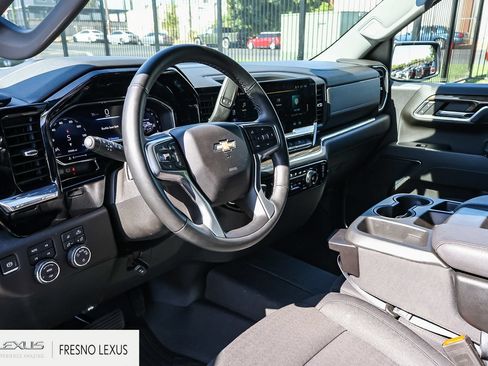 Used 2024 Chevrolet Silverado 1500 LT AWD/4WD image 19