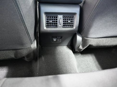 Used 2025 Toyota Camry LE image 27