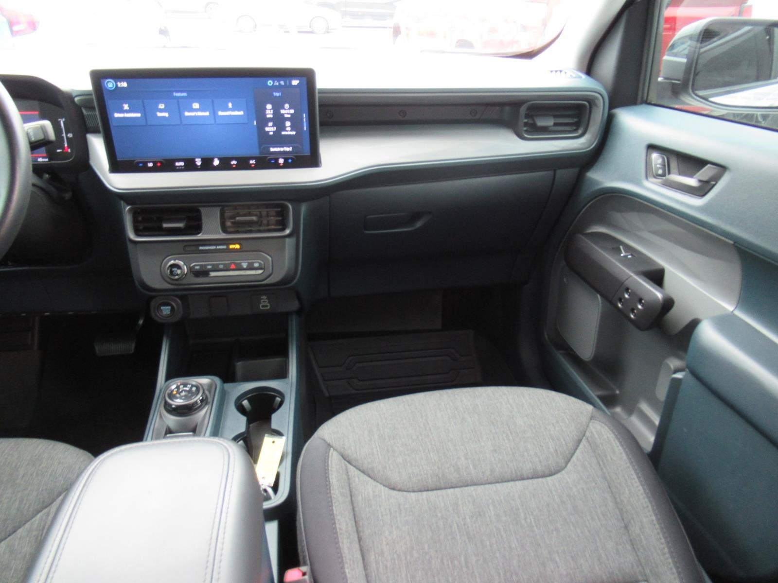 Used 2025 Ford Maverick XLT w/ Black Appearance Package AWD/4WD image 13