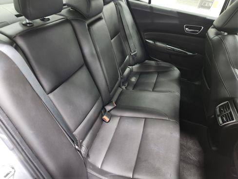 Used 2018 Acura TLX V6 image 21