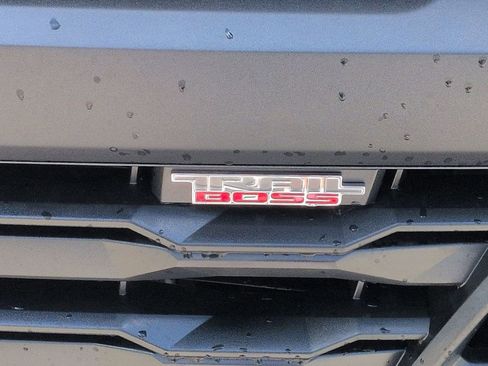 New 2026 Chevrolet Colorado Trail Boss AWD/4WD image 7