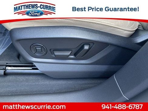 Used 2025 Audi Q8 Premium Plus image 10